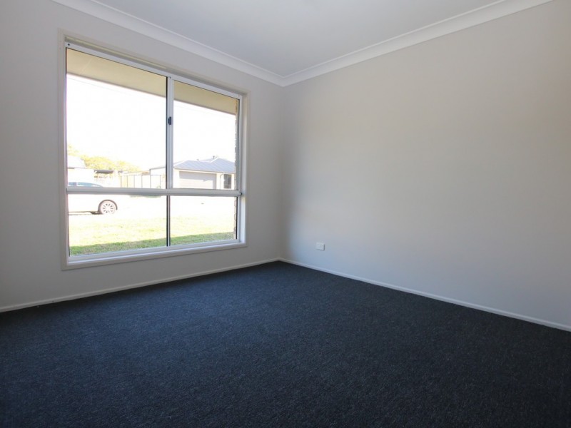 12 Therese Street, Marsden QLD 4132