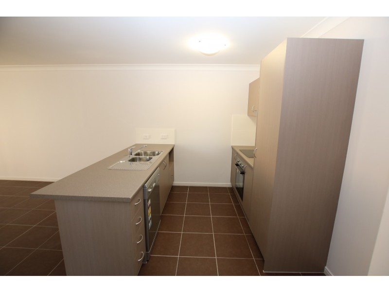 2/94b Logan Reserve Road, Waterford West QLD 4133