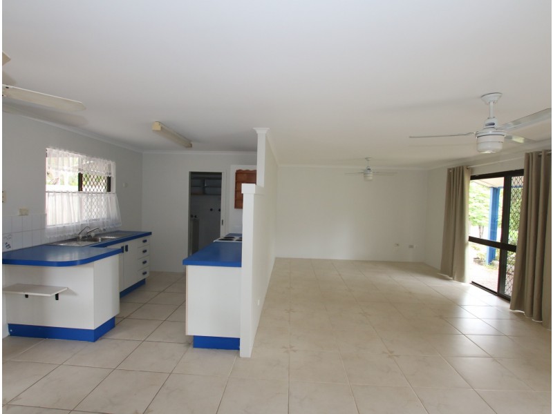 28 Quandong Street, Crestmead QLD 4132