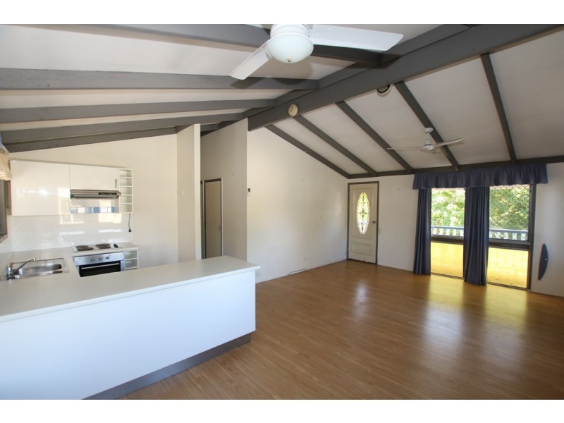 16 Parkland Avenue, Browns Plains QLD 4118