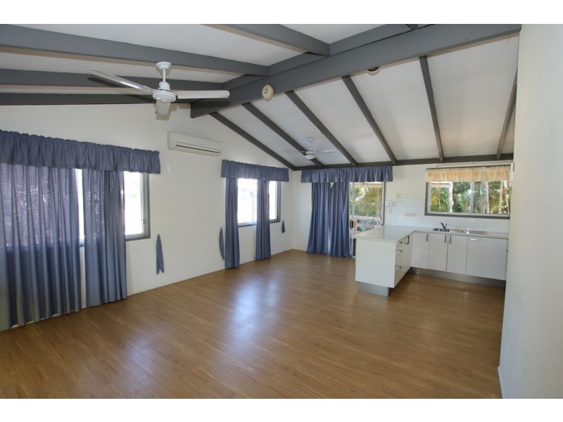 16 Parkland Avenue, Browns Plains QLD 4118