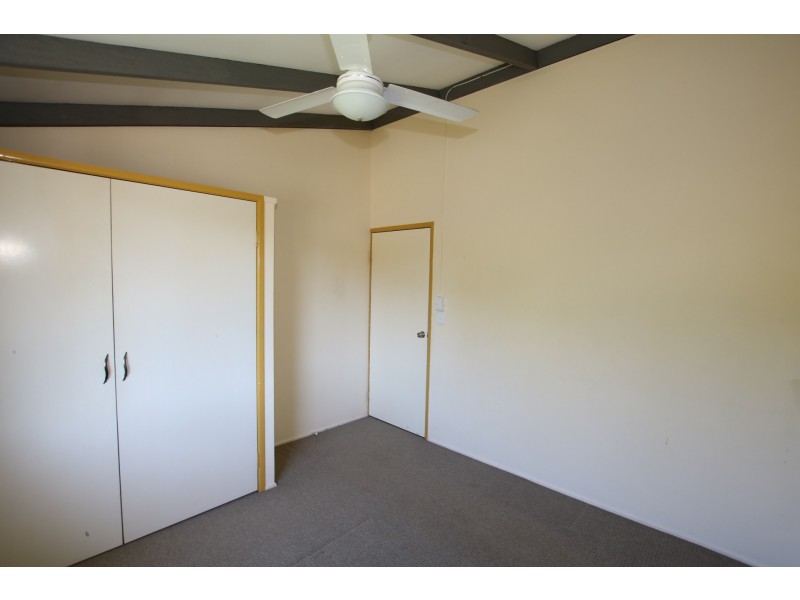 16 Parkland Avenue, Browns Plains QLD 4118