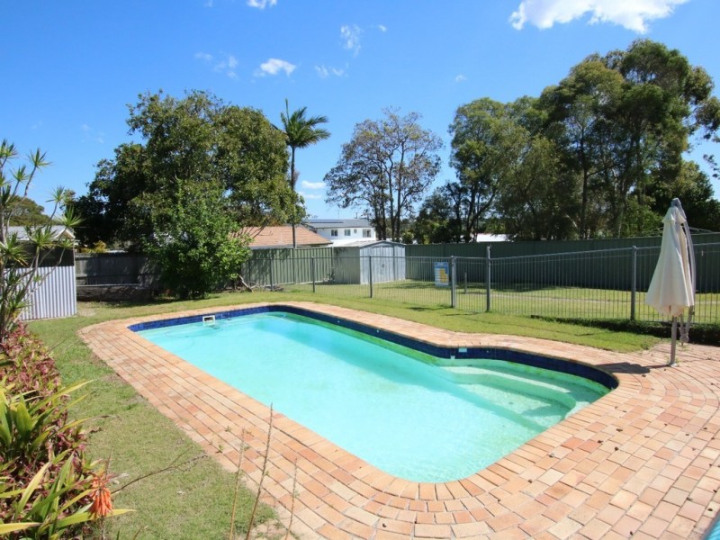 27 Forestwood Street, Crestmead QLD 4132