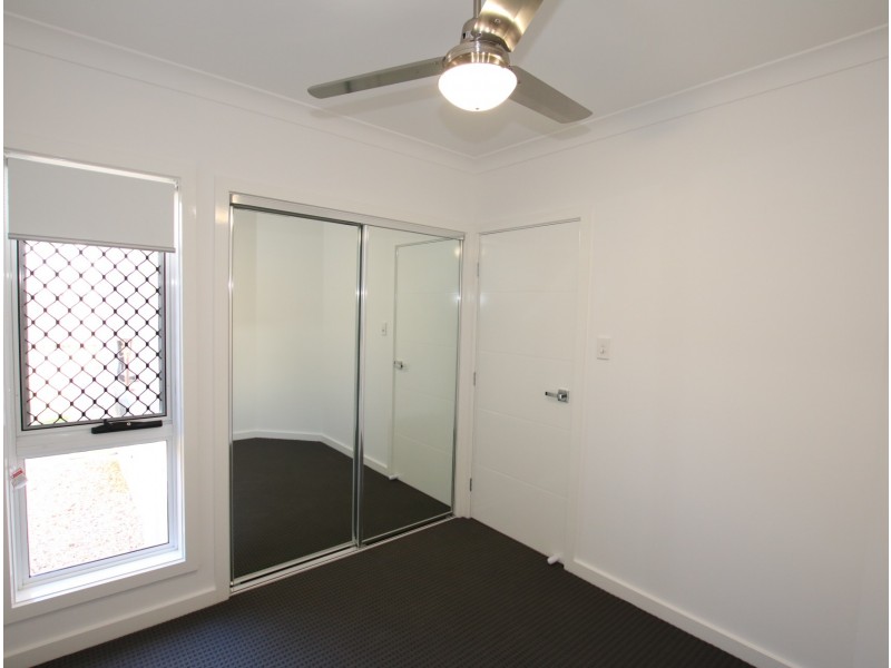 2/12 Waheed Street, Marsden QLD 4132