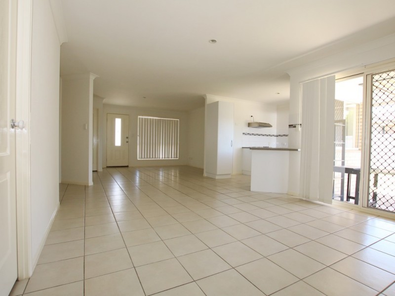 12 James Street, Crestmead QLD 4132