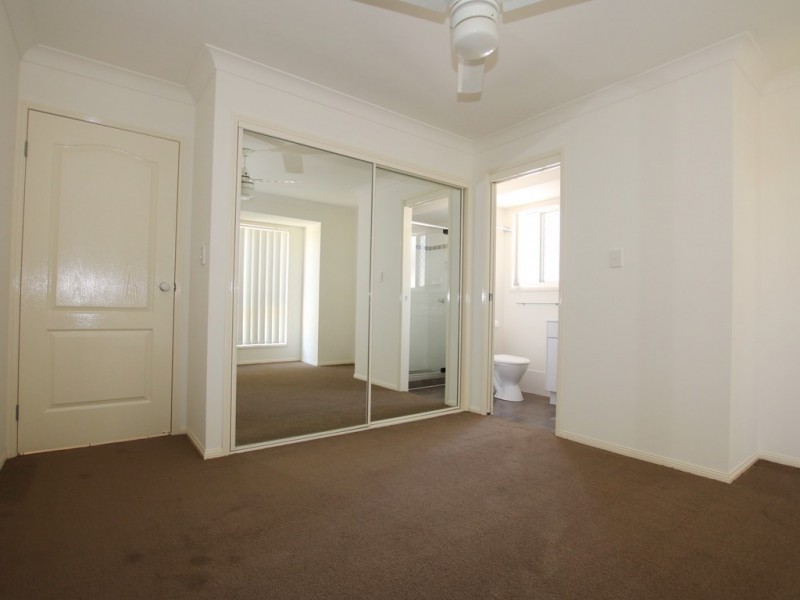 12 James Street, Crestmead QLD 4132