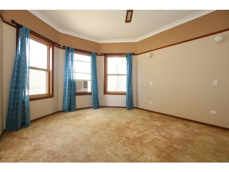 2 Duranta Street, Crestmead QLD 4132