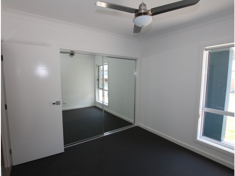 1/16 Waheed Street, Marsden QLD 4132