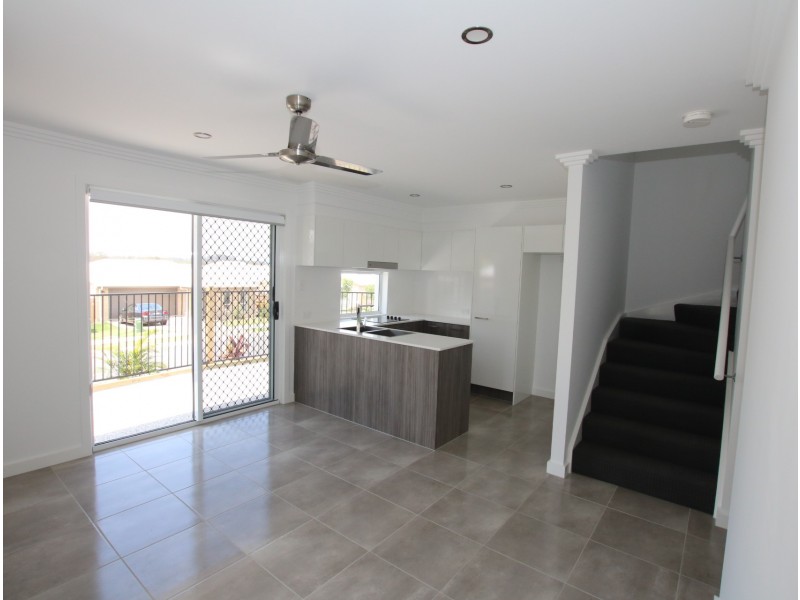 2/16 Waheed Street, Marsden QLD 4132