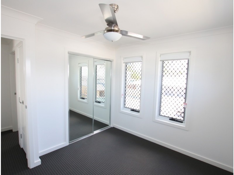 2/16 Waheed Street, Marsden QLD 4132