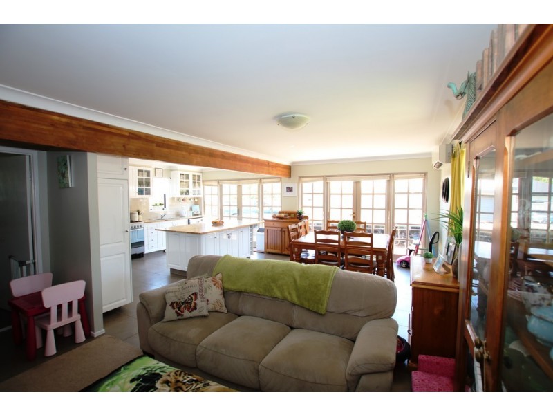 106 Judith Street, Crestmead QLD 4132