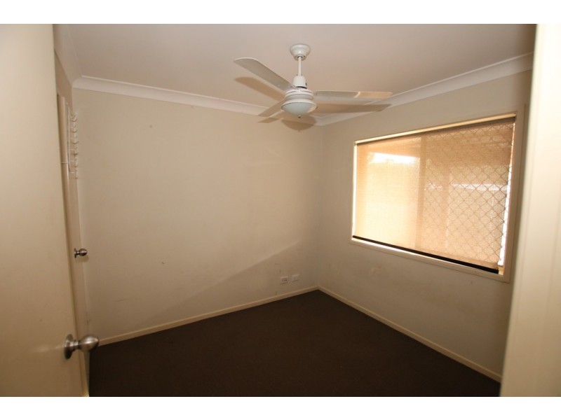 8 Kinchant Street, Marsden QLD 4132