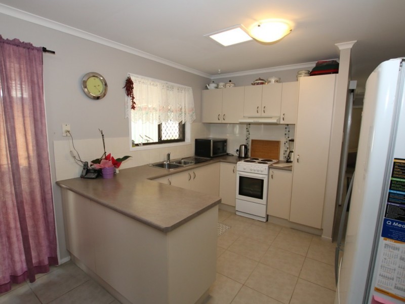 2 Awoonga Street, Marsden QLD 4132
