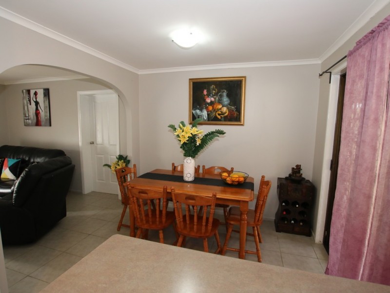 2 Awoonga Street, Marsden QLD 4132