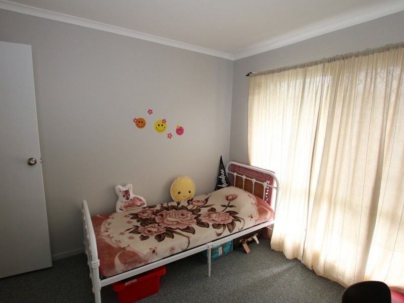 2 Awoonga Street, Marsden QLD 4132