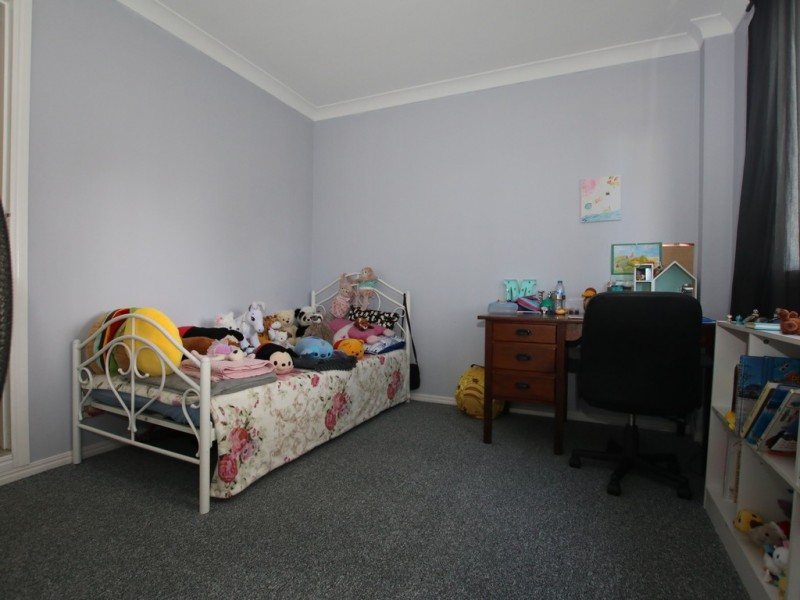 2 Awoonga Street, Marsden QLD 4132