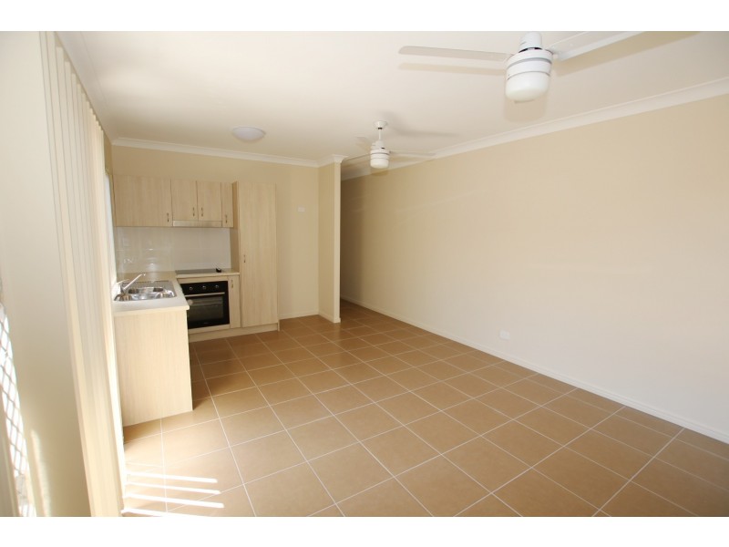 2/118 Kerry Street, Marsden QLD 4132