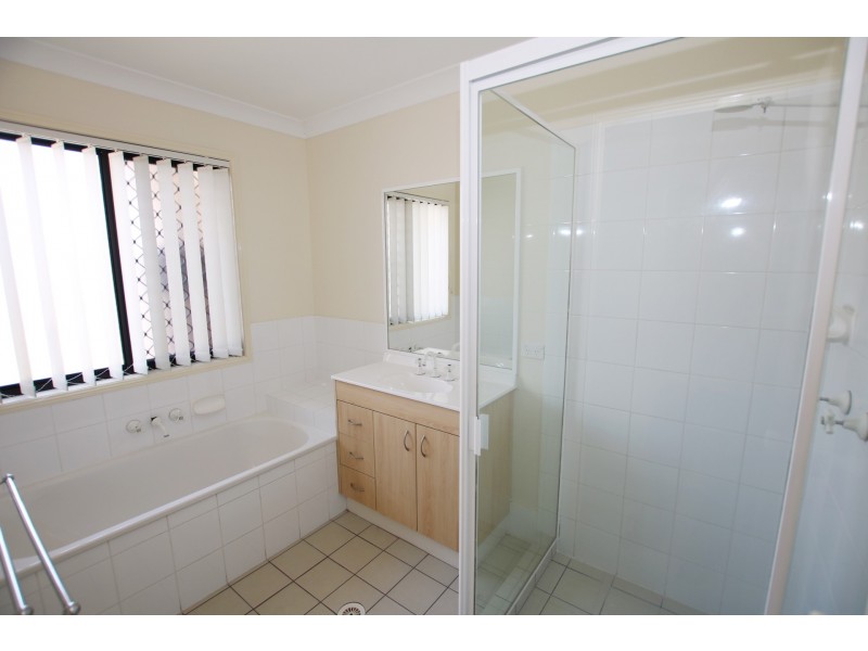 26 Moffatt Road, Waterford West QLD 4133
