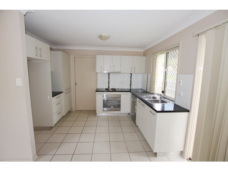 14 Shelley Avenue, Mount Warren Park QLD 4207
