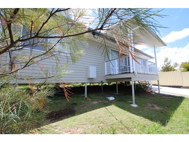 2/11 Biotite Street, Bethania QLD 4205