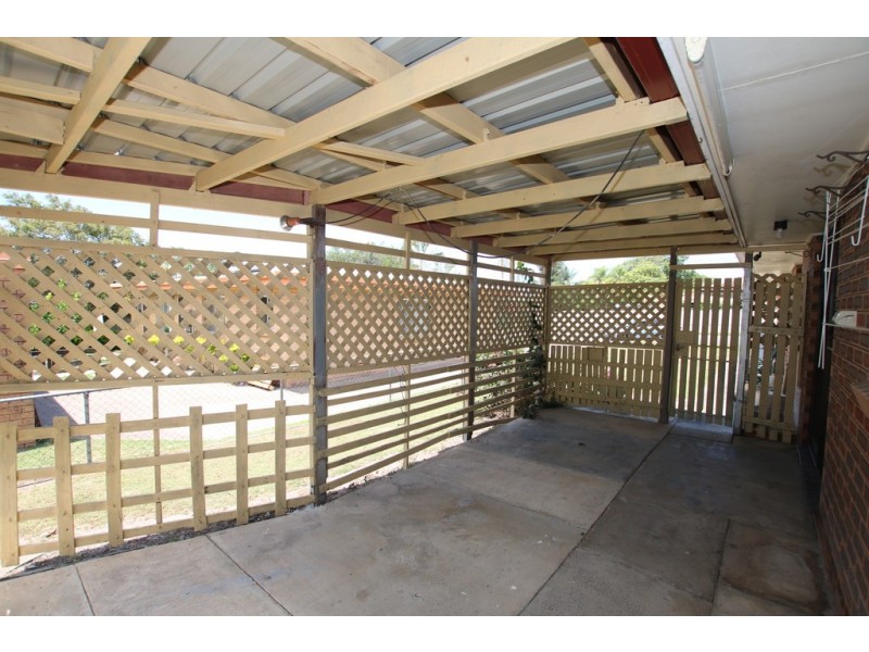 29 Kelvin St, Woodridge QLD 4114