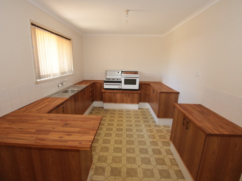 29 Kelvin St, Woodridge QLD 4114