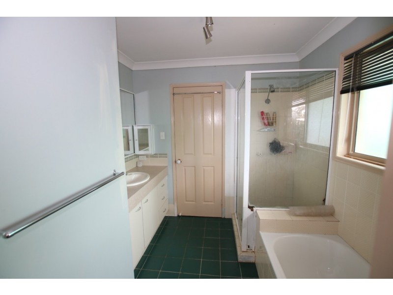 29 Fairbairn St, Marsden QLD 4132