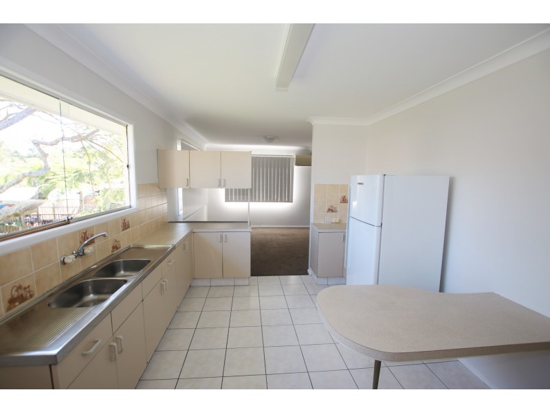 28 Woodash Street, Kingston QLD 4114