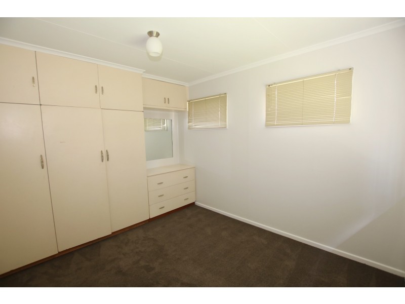 28 Woodash Street, Kingston QLD 4114