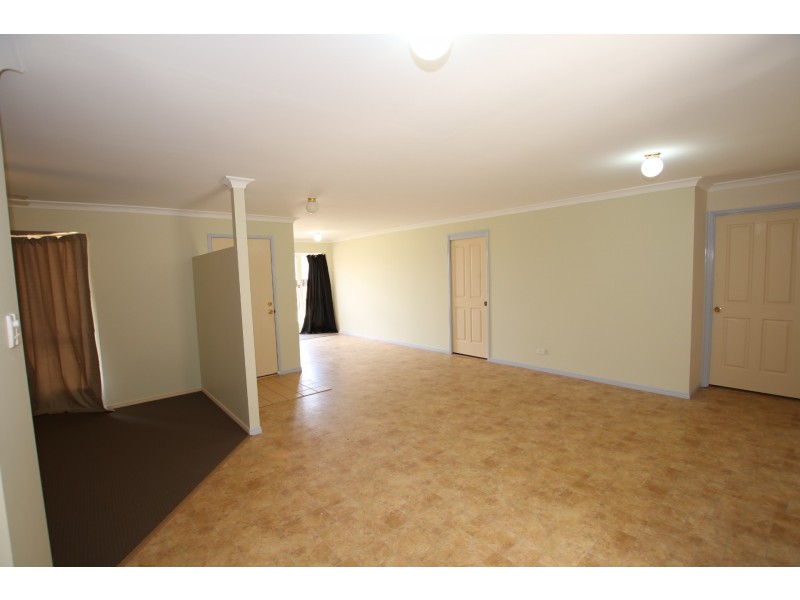 8 Lizda Street, Marsden QLD 4132