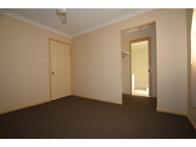 8 Lizda Street, Marsden QLD 4132