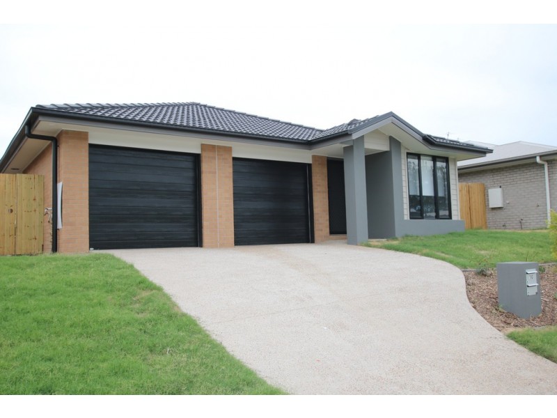 1/16 Ryrie Court, Park Ridge QLD 4125