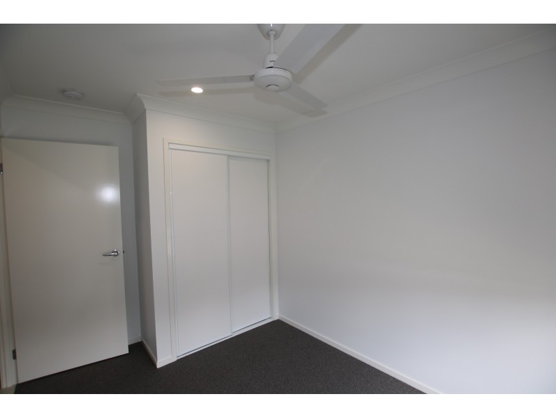 1/16 Ryrie Court, Park Ridge QLD 4125