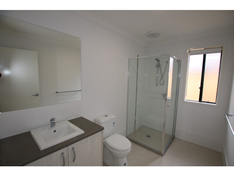 2/16 Ryrie Court, Park Ridge QLD 4125