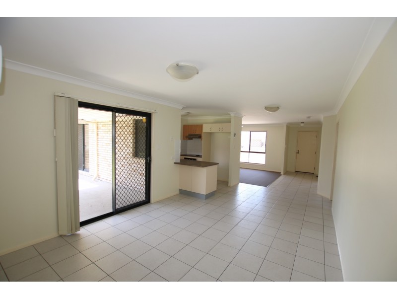 10 Broadway Ave, Marsden QLD 4132