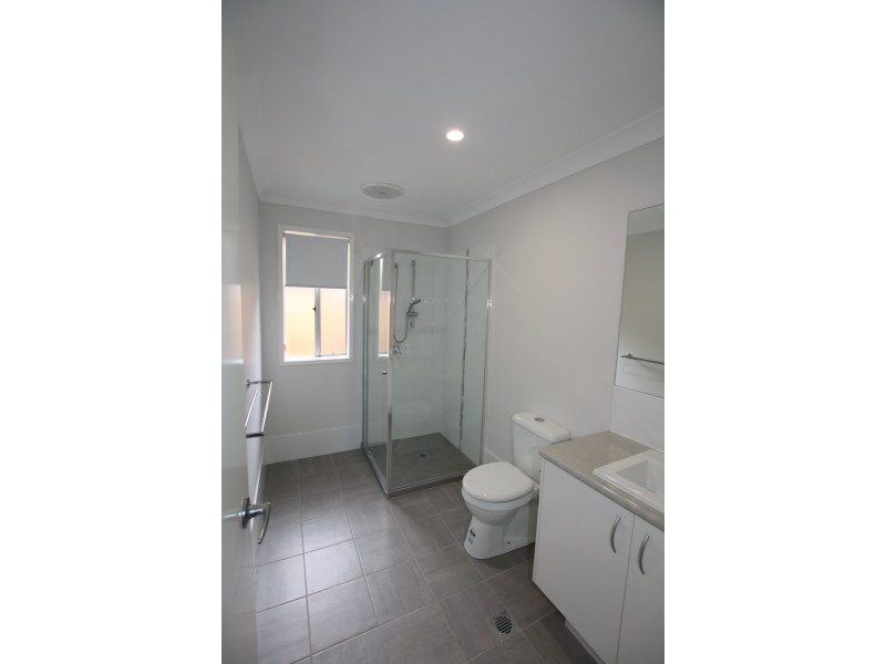 2/10 Ryrie Court, Park Ridge QLD 4125