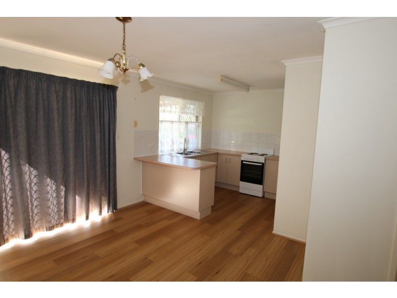 43 Packett Crescent, Loganlea QLD 4131