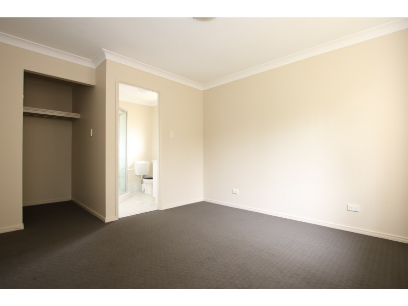 21 Barossa Street, Kingston QLD 4114