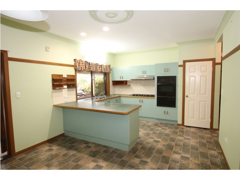 130 Loganview Road, Logan Reserve QLD 4133