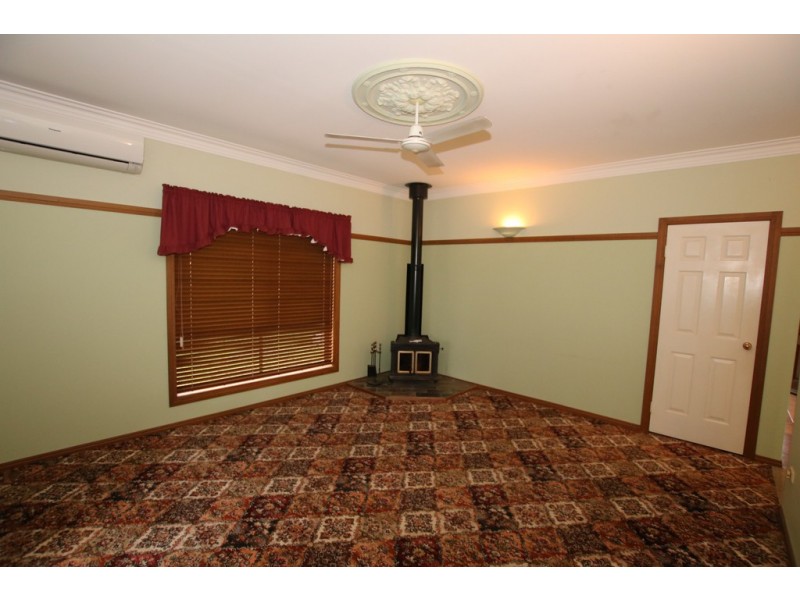 130 Loganview Road, Logan Reserve QLD 4133