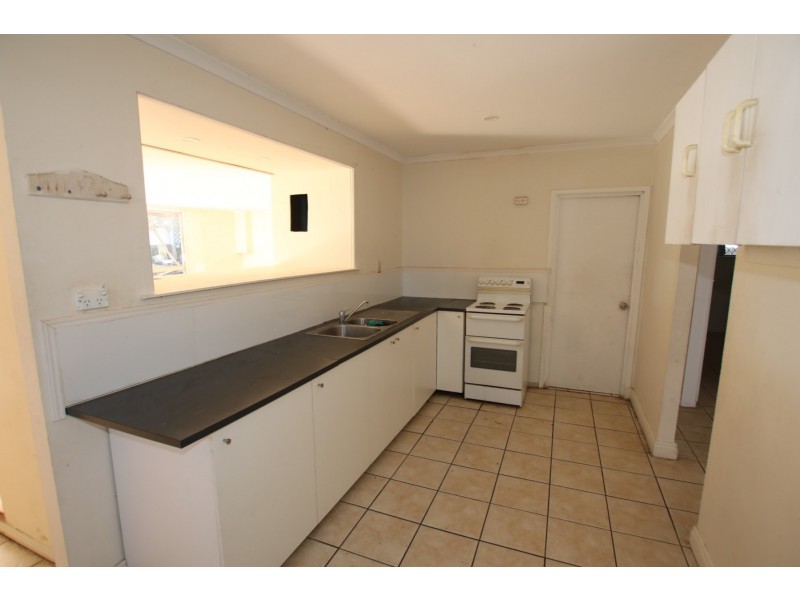 3 Laurel Street, Woodridge QLD 4114