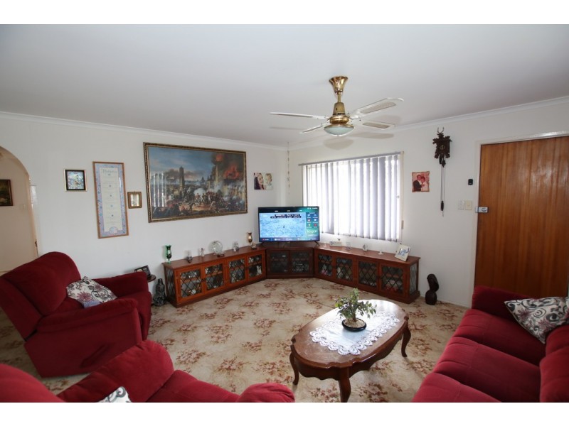 70 Ellen Street, Kingston QLD 4114