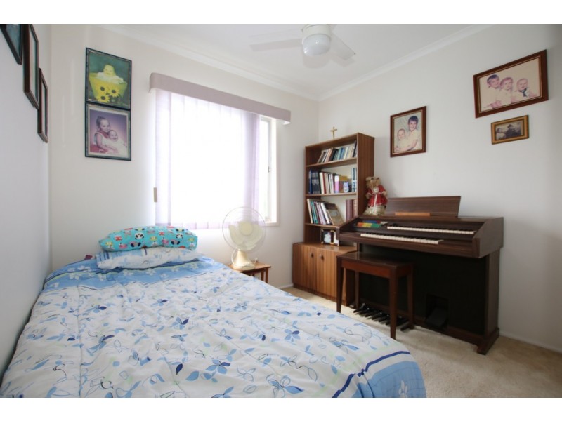 70 Ellen Street, Kingston QLD 4114