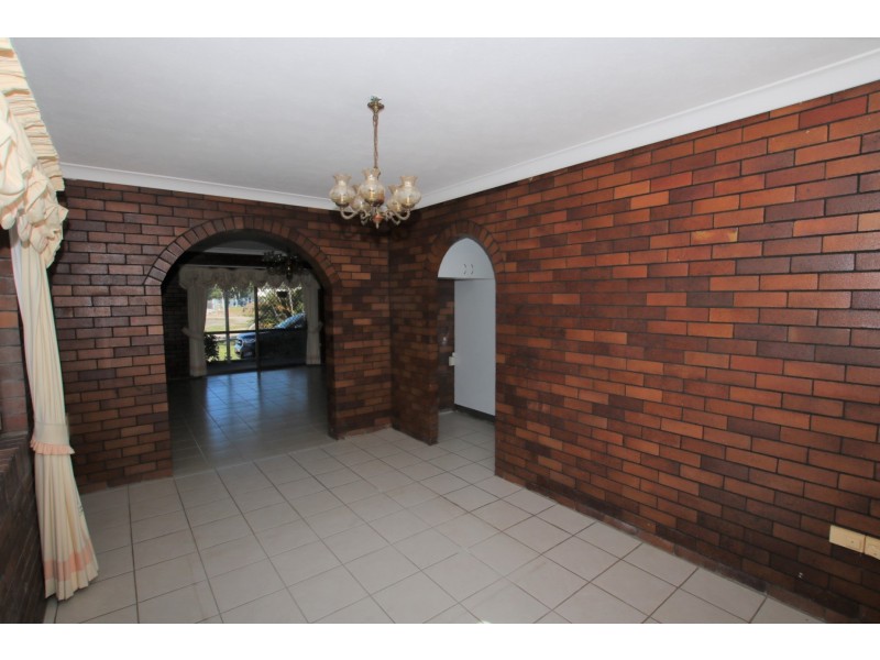 38 Evergreen Ave, Loganlea QLD 4131