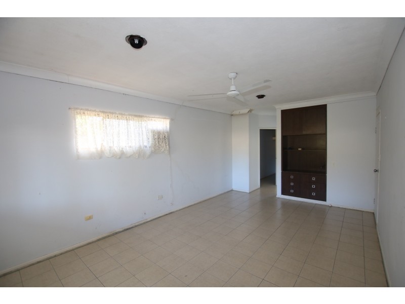 38 Evergreen Ave, Loganlea QLD 4131