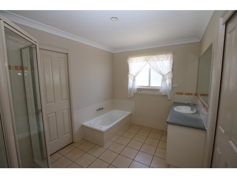 306 Bluegum St “Claremont Resort” 431 Park Ridge Rd, Park Ridge QLD 4125