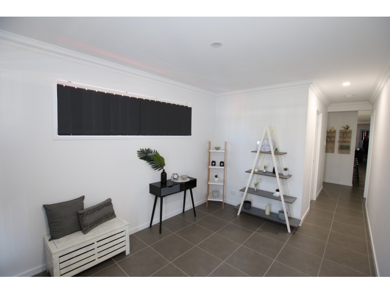 8 Killara Boulevard, Logan Reserve QLD 4133