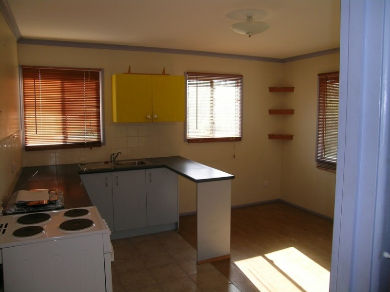 4 Kurrajong Street, Marsden QLD 4132