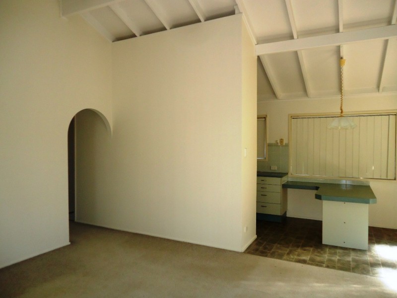 12 Forestwood Street, Crestmead QLD 4132