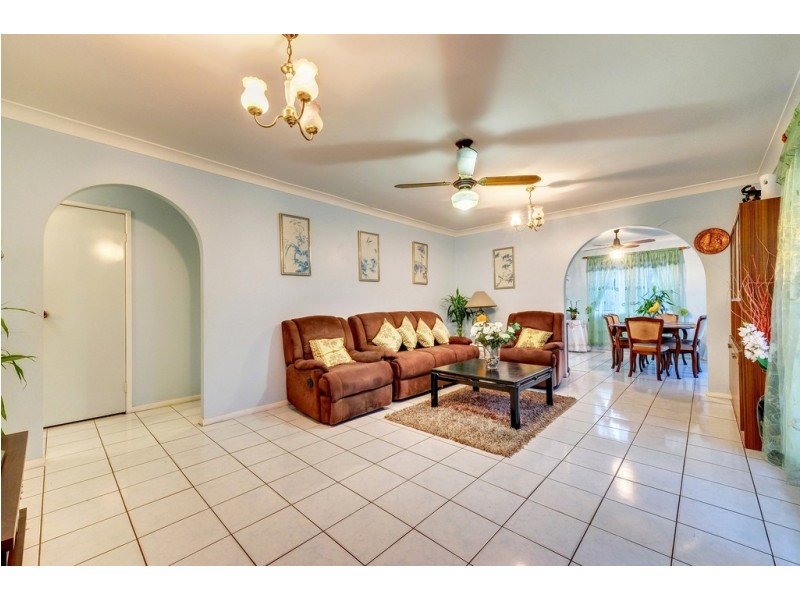 10 Indus Street, Marsden QLD 4132